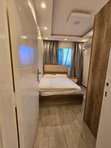 apartment with Nile view on Cornish elmaadi for families