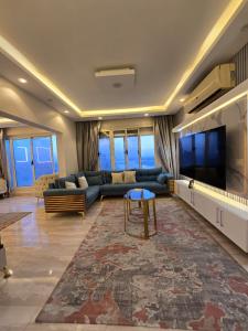 apartment with Nile view on Cornish elmaadi for families
