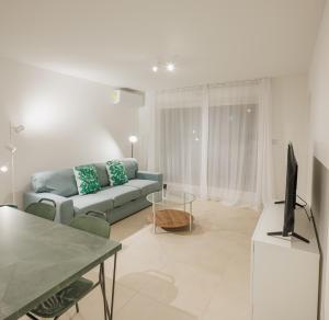 NICE TIME - Chic New Flat & Nice Port