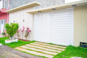 Casa Lima com Piscina e Praia