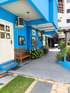 Pousadinha e Residencial Sto António - Praia de BombasBombinhas-SC