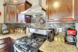 2 Mi to Heart of Old Town! Stylish ABQ Home