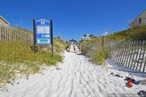 Grand Caribbean West #203