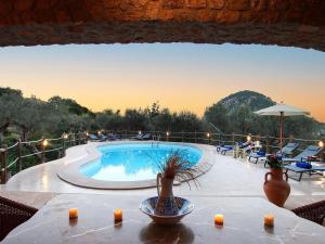 Holiday Home Villa Alordes- ein rustikales Haus mit fantastischer Aussicht by Interhome