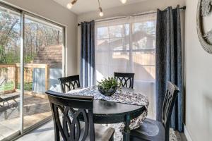 Deck and Screened Porch Livingston Couples Retreat