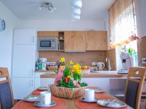Apartment Spatzennest 86 qm by Interhome