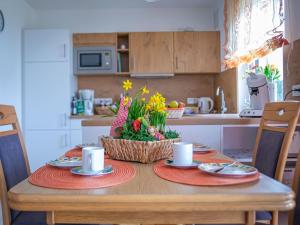 Apartment Spatzennest 86 qm by Interhome