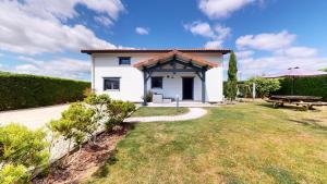 Maison à Saint Maixent sur Vie - Ô C?ur du Bois MAE-0473