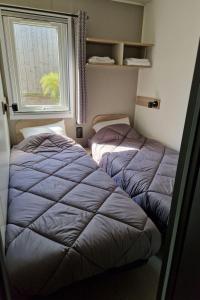 Apartment Mobil-home tout confort Camping 5 à Montalivet by Interhome