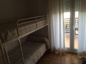 Apartment Helle und geräumige Wohnung in Conil by Interhome