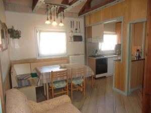 Holiday Home Freistehendes Haus mit eingezäuntem Privatgarten by Interhome