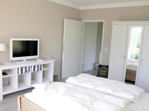 Apartment mit Stellplatz mitten im Grünen by Interhome