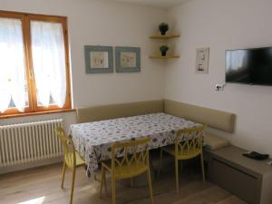 Apartment 2-stöckige Wohnung mit privatem Gartenbereich by Interhome