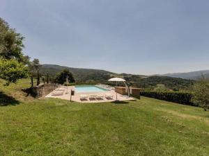 Holiday Home Geranei Haus mit Schwimmbad zwischen Florenz und Arezzo by Interhome