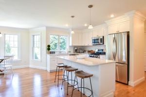 Spacious Game Room Close to Nauset Beach