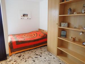 Apartment Strandnahes Studio mit kleiner Gartenterrasse by Interhome