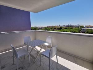 Apartment Ein-Zimmer-Wohnung Saturnotel 503 by Interhome