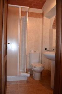 Apartment Luxus-Drei-Zimmer-Wohnung mit privatem Garten by Interhome