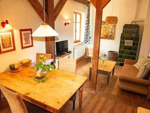 Apartment Wohnung in Haselberg mit Großem Garten by Interhome