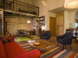 Apartment Wohnung Villa Famiglia mit Blick auf das Wasser by Interhome