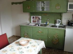 Apartment Haus Holzheimer mit Blick auf die Rhön by Interhome