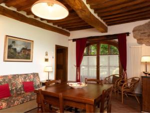 Apartment Jacopo Wohnung mit Gemeinschaftspool by Interhome