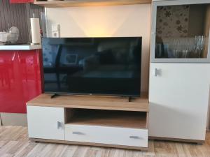 Apartment Fewo Jola 99952 by Interhome