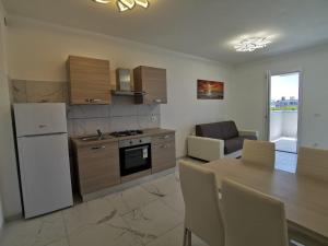 Apartment Einzimmerwohnung Saturnotel 502 mit Balkon by Interhome