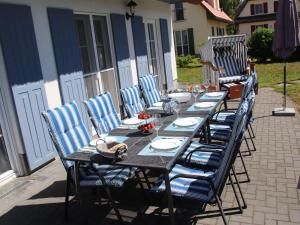 Holiday Home mit Garten- Sauna- Kamin und Whirlpool by Interhome