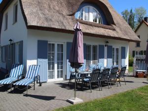 Holiday Home mit Garten- Sauna- Kamin und Whirlpool by Interhome