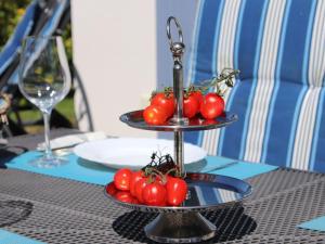 Holiday Home mit Garten- Sauna- Kamin und Whirlpool by Interhome