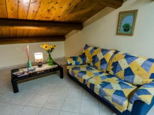 Apartment Mare Wohnung mit privater Terrasse by Interhome