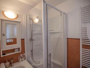 Apartment Calamondino Studio Sonne- Entspannung und Seeblick by Interhome