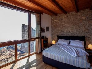 Apartment Calamondino Studio Sonne- Entspannung und Seeblick by Interhome