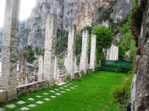 Apartment Calamondino Studio Sonne- Entspannung und Seeblick by Interhome