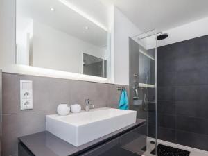 Apartment Sonnenblick by Interhome