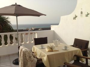 Apartment Iwona mit Meerblick by Interhome