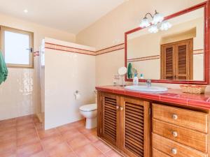 Holiday Home Idyllische Finca mit Garten und Pool by Interhome