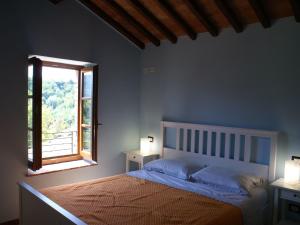 Holiday Home Sunset Barga Toskana kürzlich renoviert by Interhome