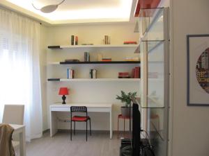 Apartment Wohnung Schwarzes und weißes Loft - Roma by Interhome