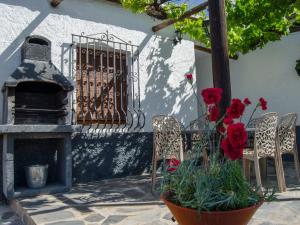 Holiday Home Ländliches Haus mit Jacuzzi by Interhome