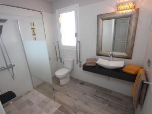 Apartment Apartment mit Terrasse- Pool und Garten by Interhome