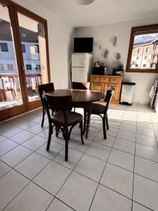 Résidence Le Bergentrum - Spacieux 3 Pièces personnes proche du funiculaire et du centre de Bourg MAE-5981