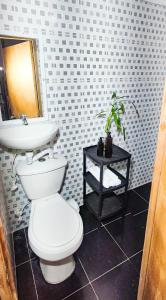 Family accommodation in downtown Itagüí