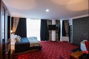 Hotel Exclusive President - 洛兹尼察