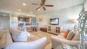 3 Sea Sands Units by AvantStay