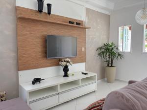 CASA ESPAÇOSA e CONFORTÁVEL NA PRAIA