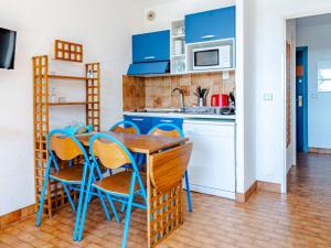 Appartement 8 personnes, terrasse, Wi-Fi, vue mer - FR-1-827-34