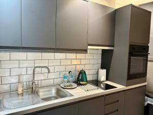 Stylish Central Nottingham Studio, sleeps up to 2