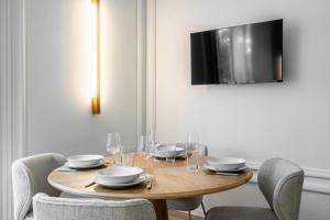 Elegant 2-room air-conditioned apartment - Paris 17